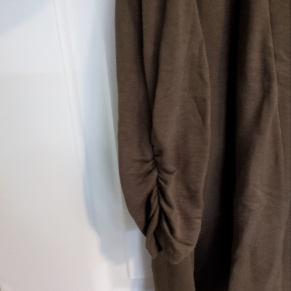 Bobeau Dark Olive Green Soft Cardigan ~ Size L - Picture 4 of 7